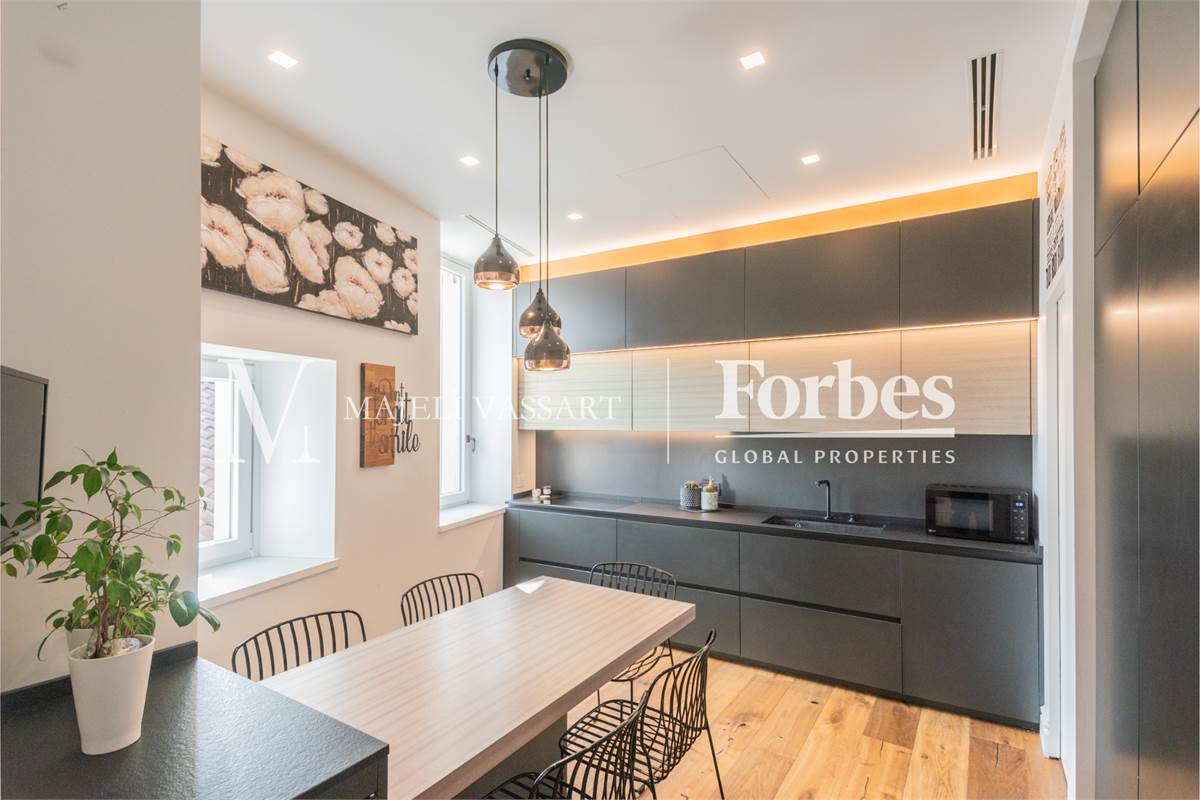 Appartamento ristrutturato e con terrazza nel centro storico a Como