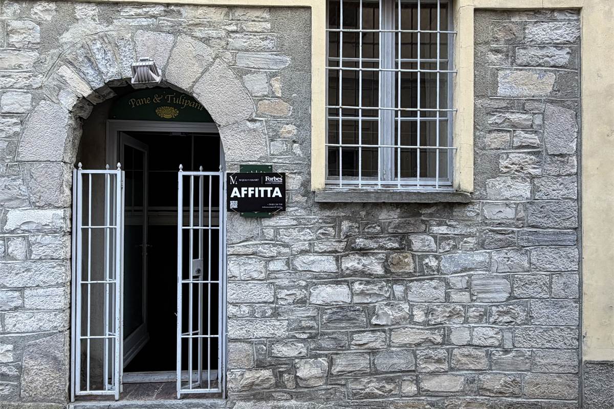 Magazzino in affitto, centro Como 