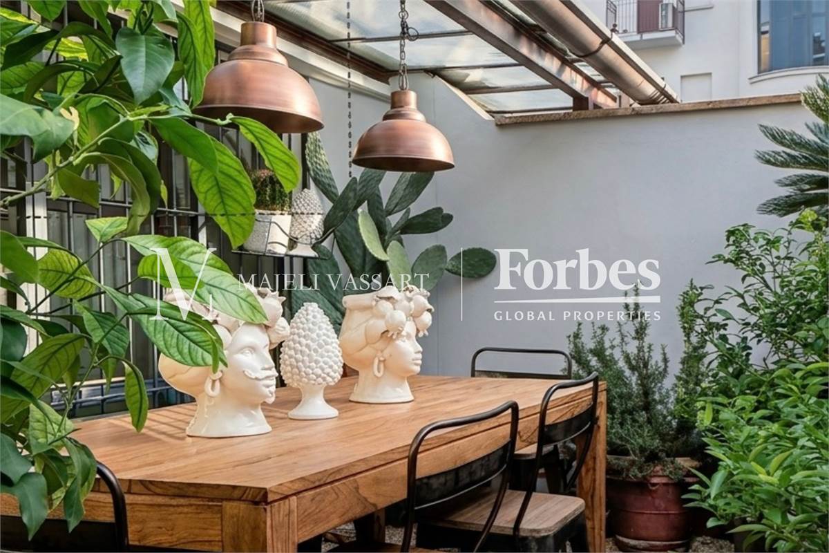 Moderno Loft con Box Auto in Città Studi Milano