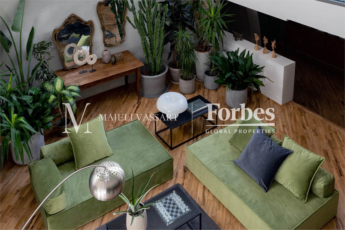 Moderno Loft con Box Auto in Città Studi Milano