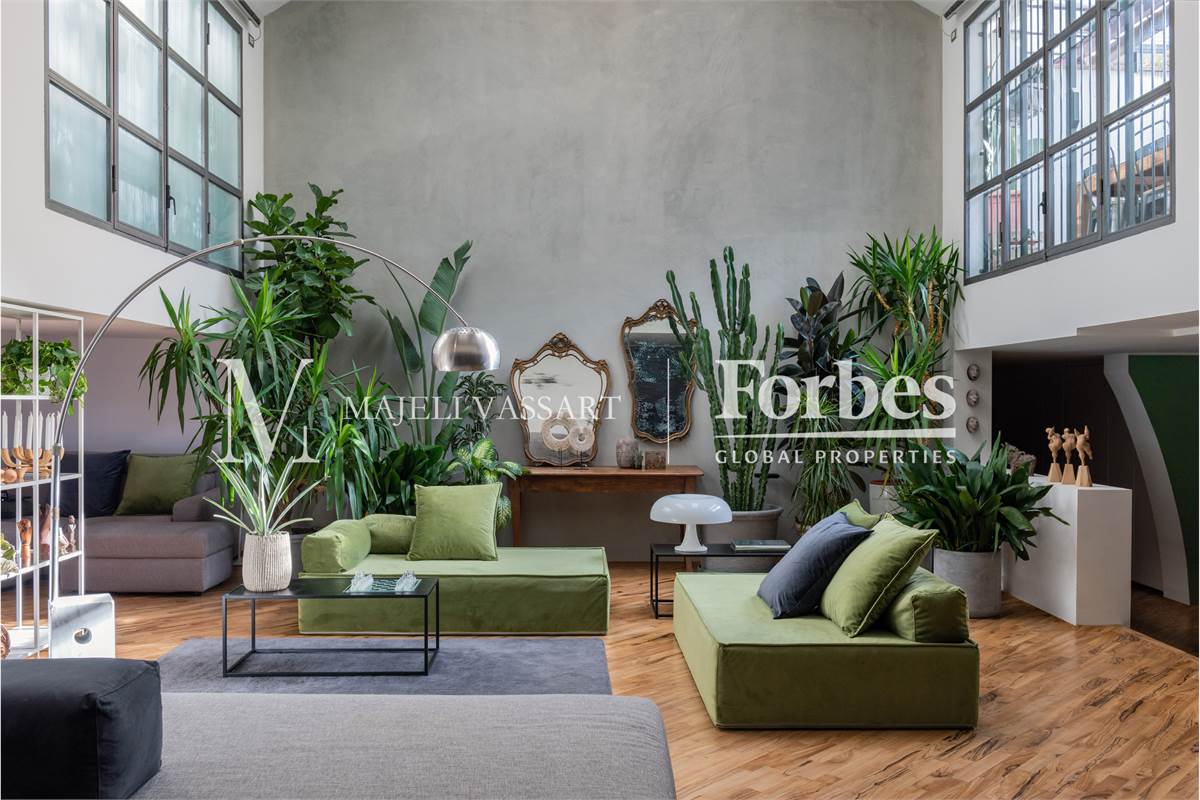 Moderno Loft con Box Auto in Città Studi Milano