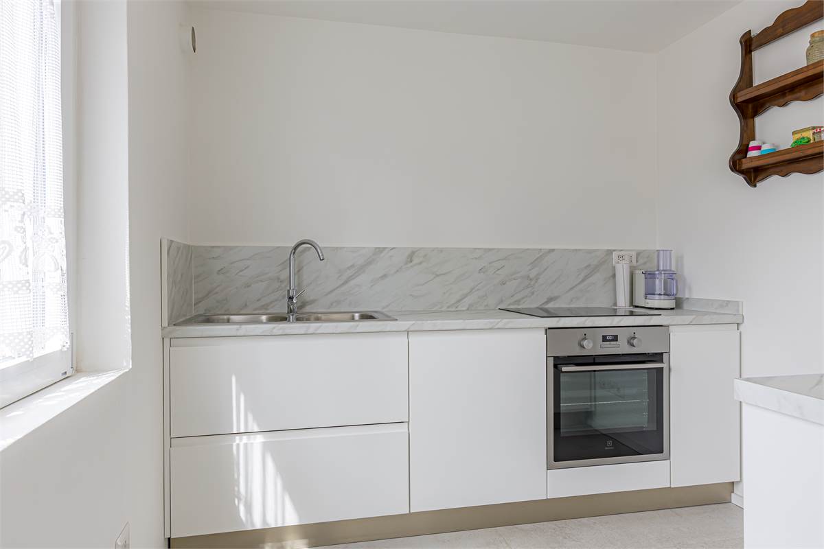 BIZZARONE casa indipendente ristrutturata 