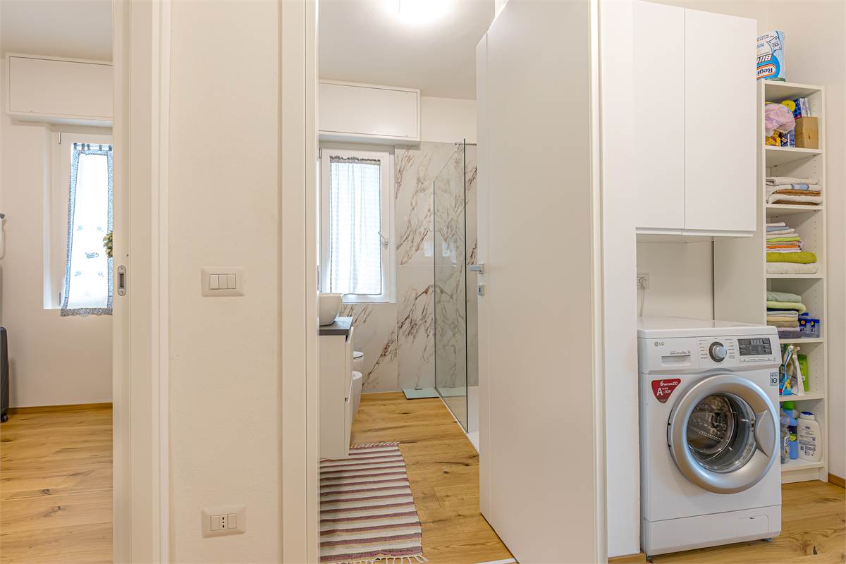 BIZZARONE casa indipendente ristrutturata 