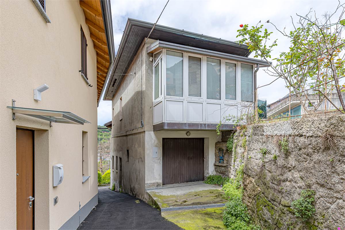 CERNOBBIO porzione di casa in vendita