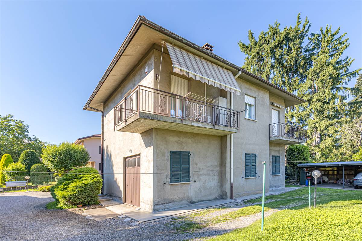 VILLA GUARDIA trilocale in trifamiliare