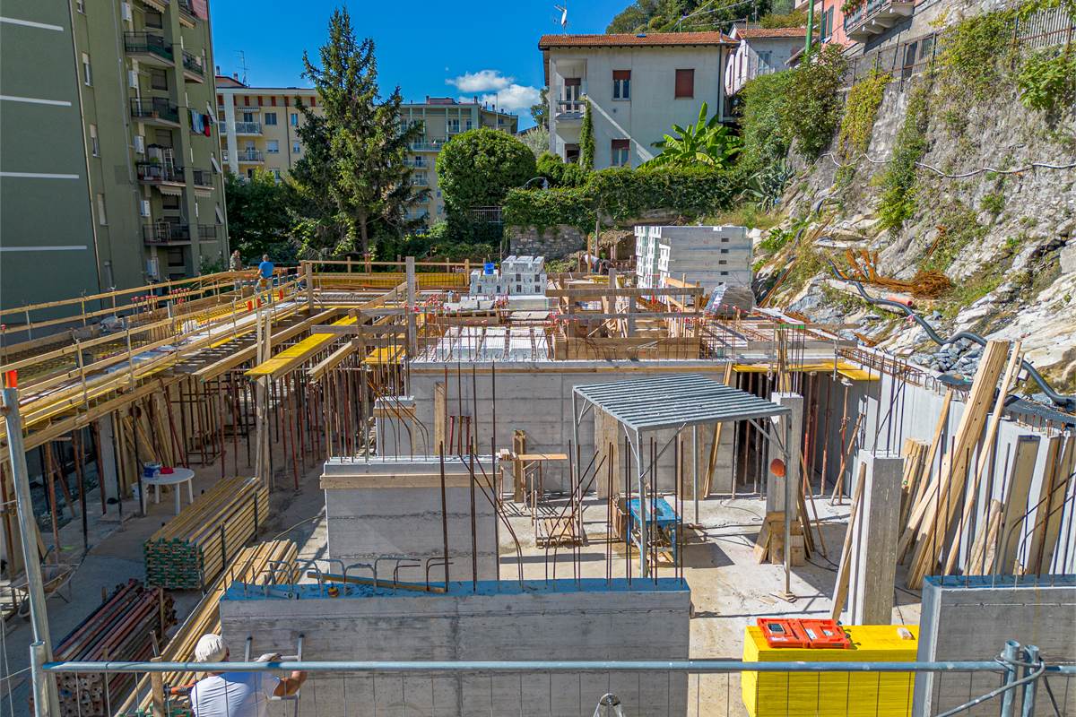 CERNOBBIO NUOVO TRILOCALE IN VENDITA