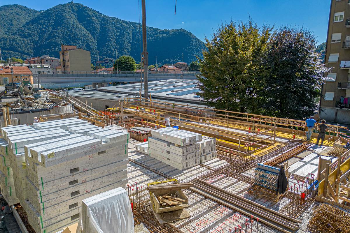 CERNOBBIO NUOVO TRILOCALE IN VENDITA