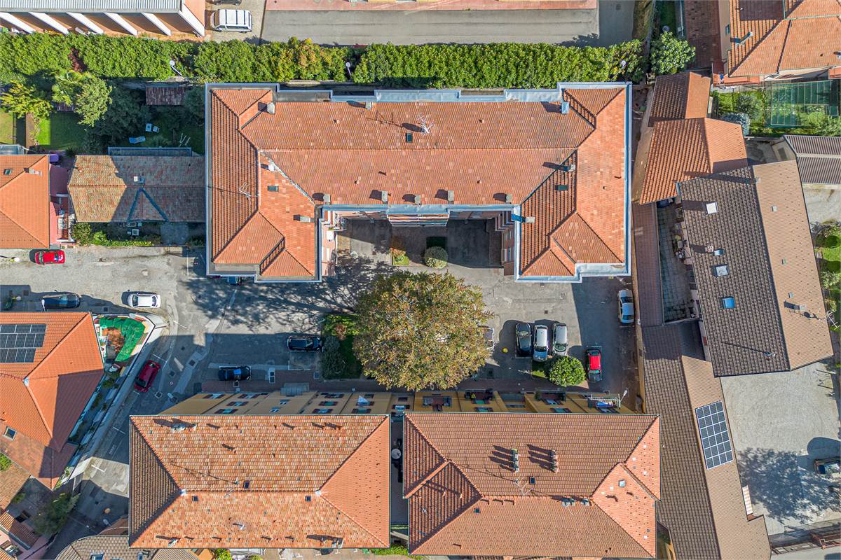 CERNOBBIO CENTRO trilocale con balconi e box