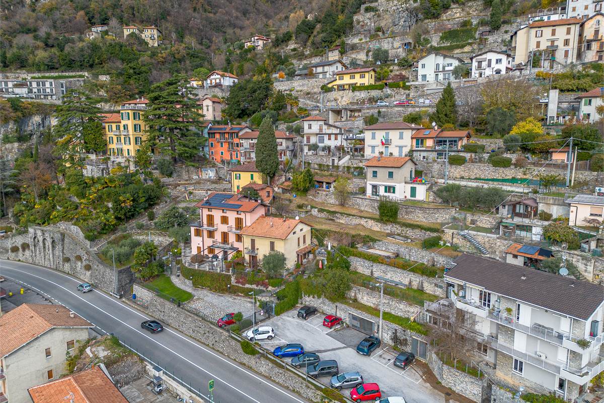 MOLTRASIO terreno edificale vista lago