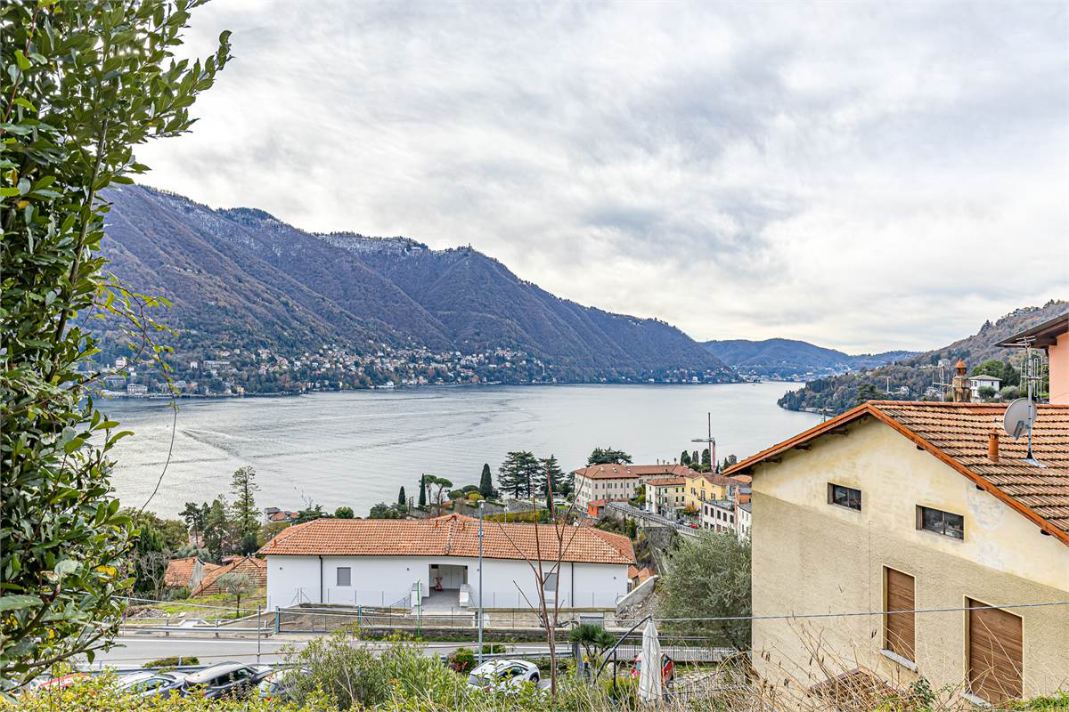MOLTRASIO terreno edificale vista lago