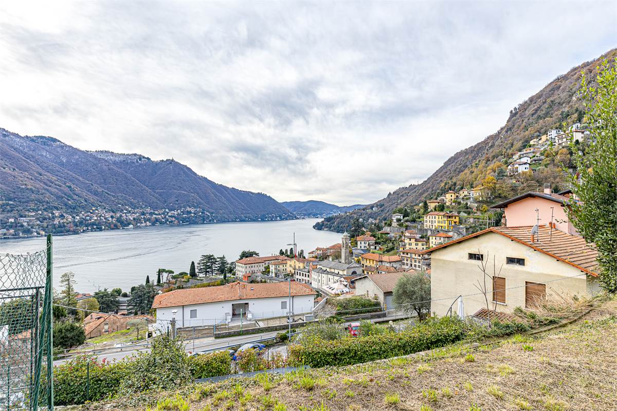 MOLTRASIO terreno edificale vista lago