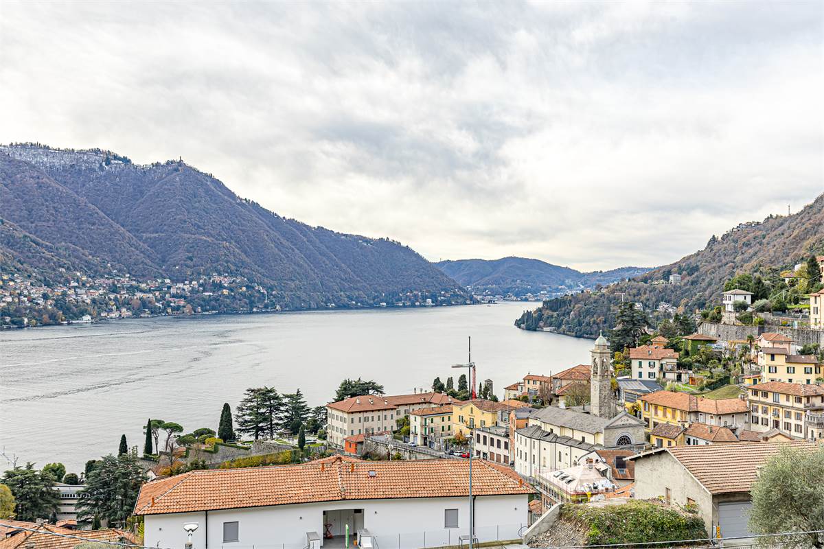 MOLTRASIO terreno edificale vista lago