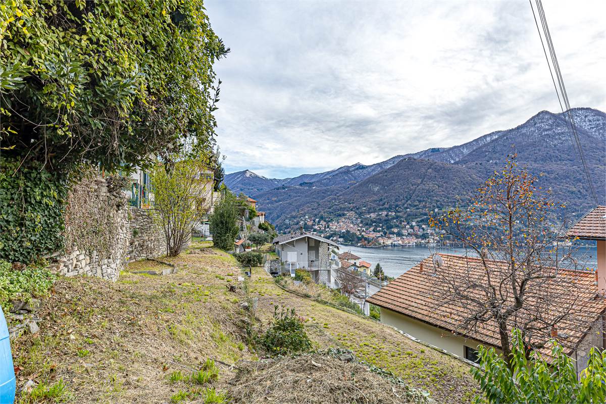 MOLTRASIO terreno edificale vista lago