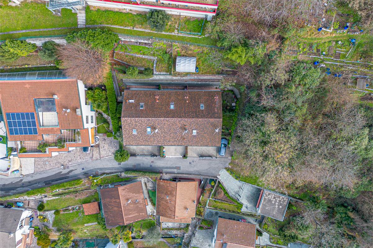 SAGNINO villetta a schiera di testa