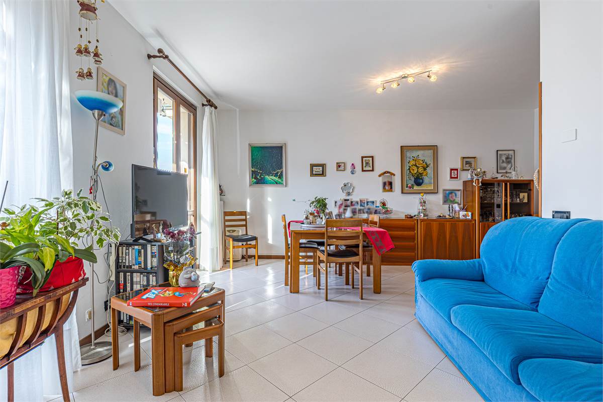 SAGNINO villetta a schiera di testa