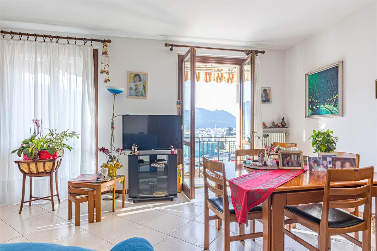 SAGNINO villetta a schiera di testa