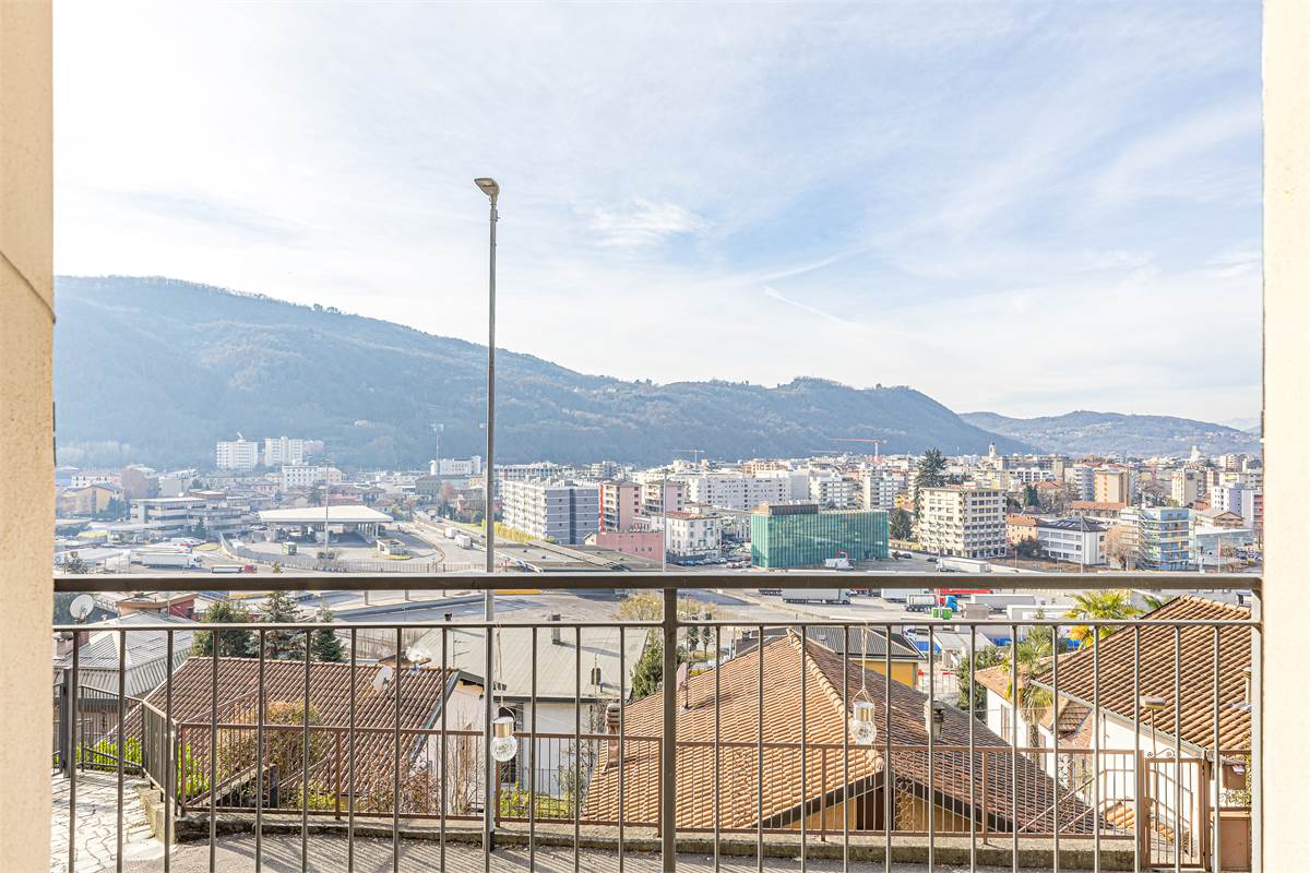 SAGNINO villetta a schiera di testa