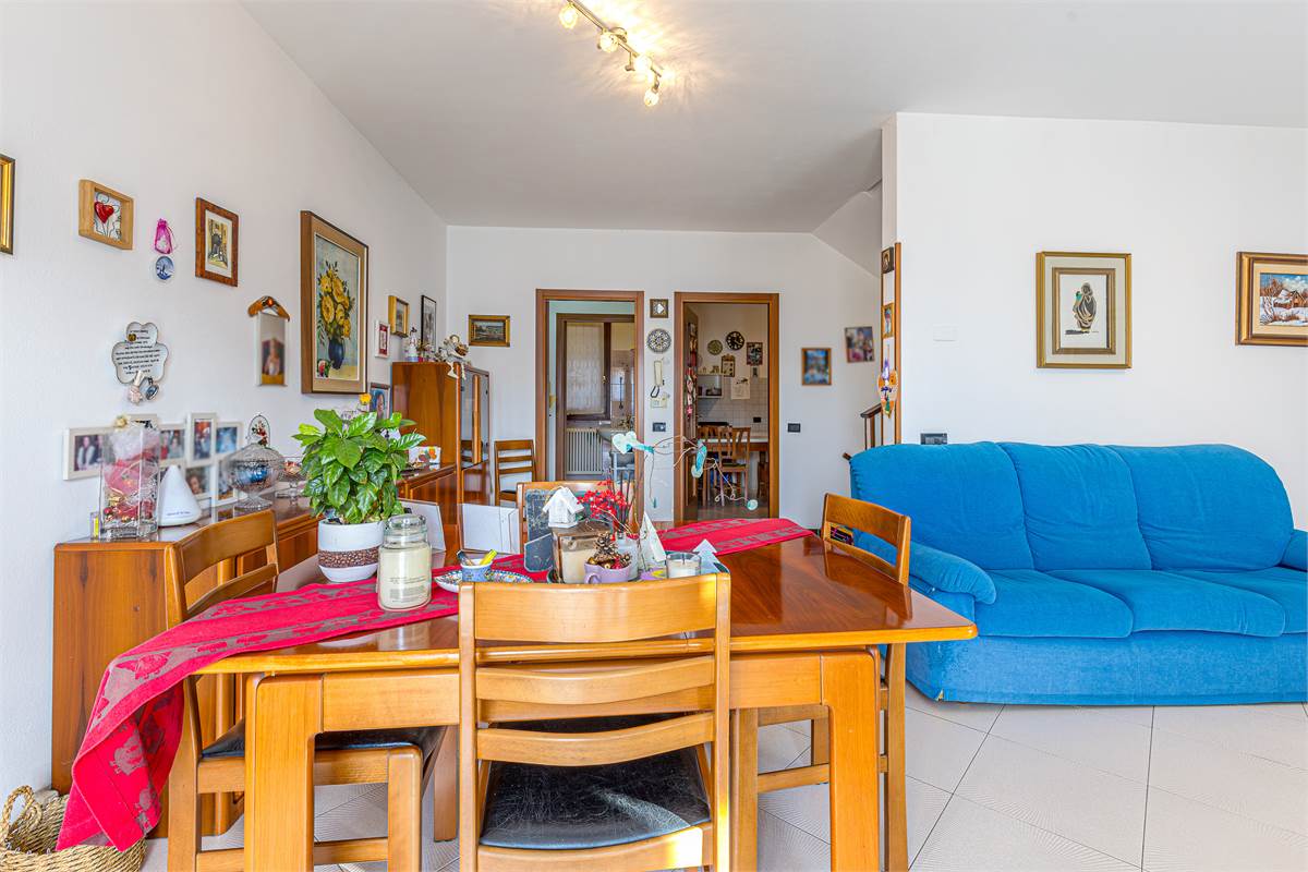 SAGNINO villetta a schiera di testa