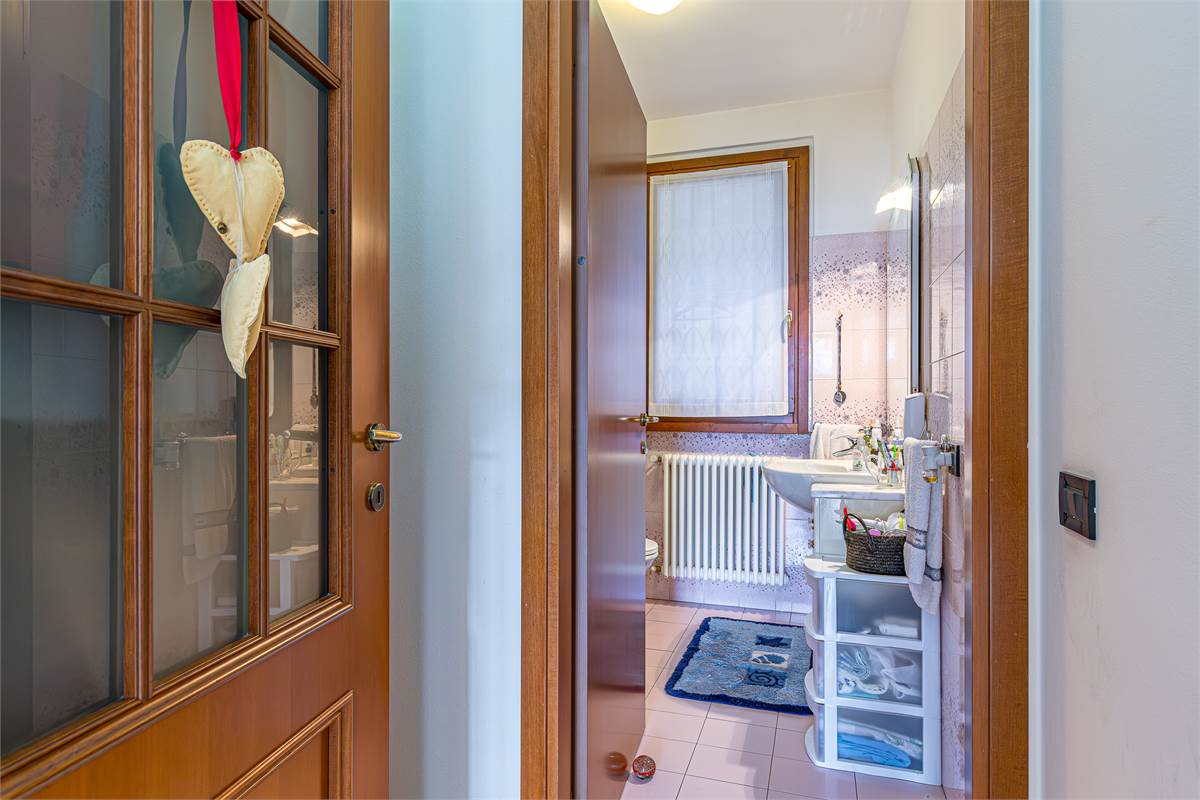 SAGNINO villetta a schiera di testa