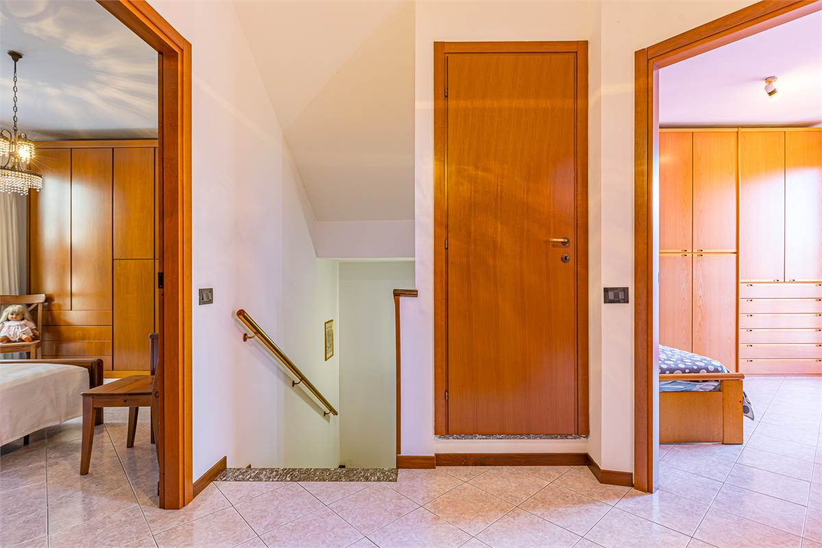 SAGNINO villetta a schiera di testa