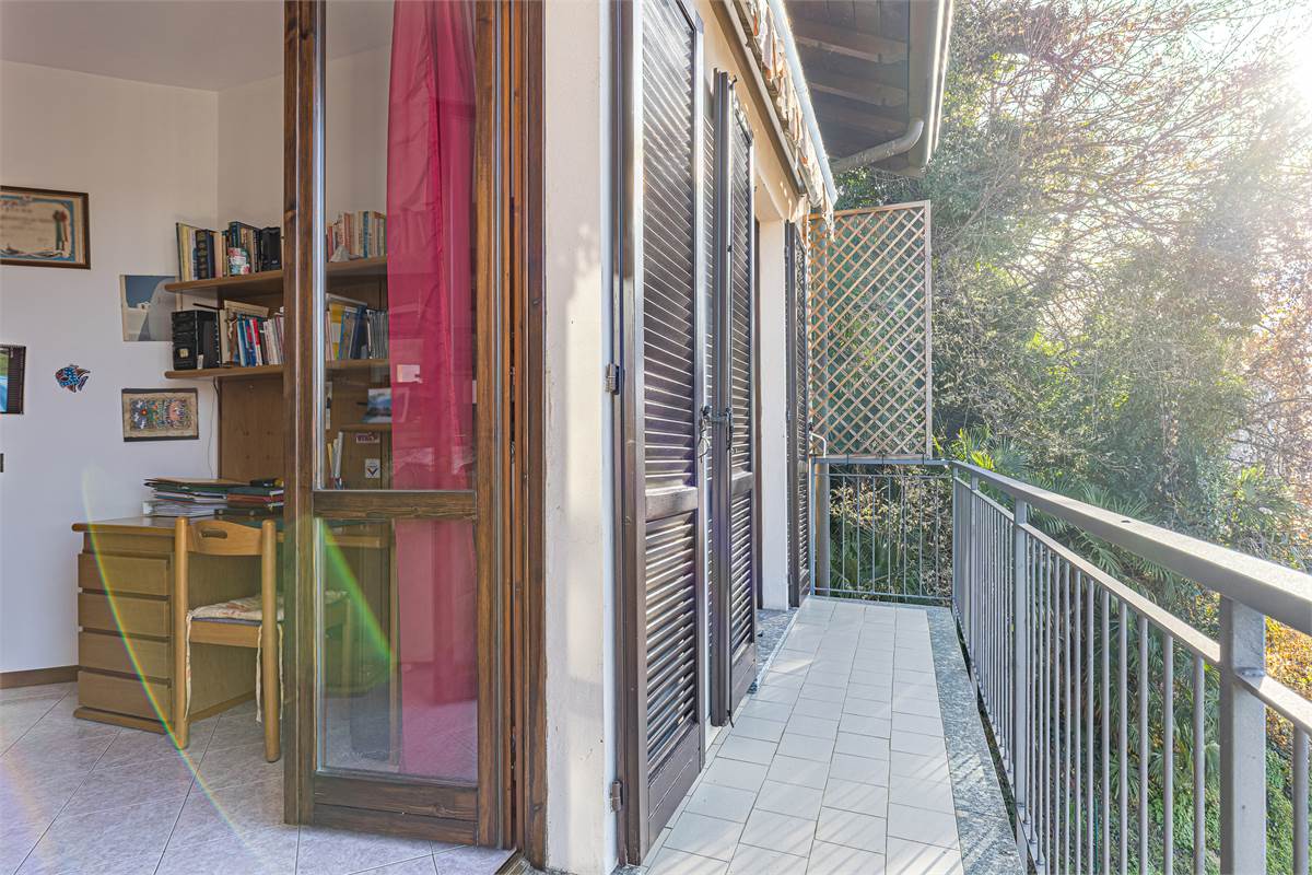 SAGNINO villetta a schiera di testa