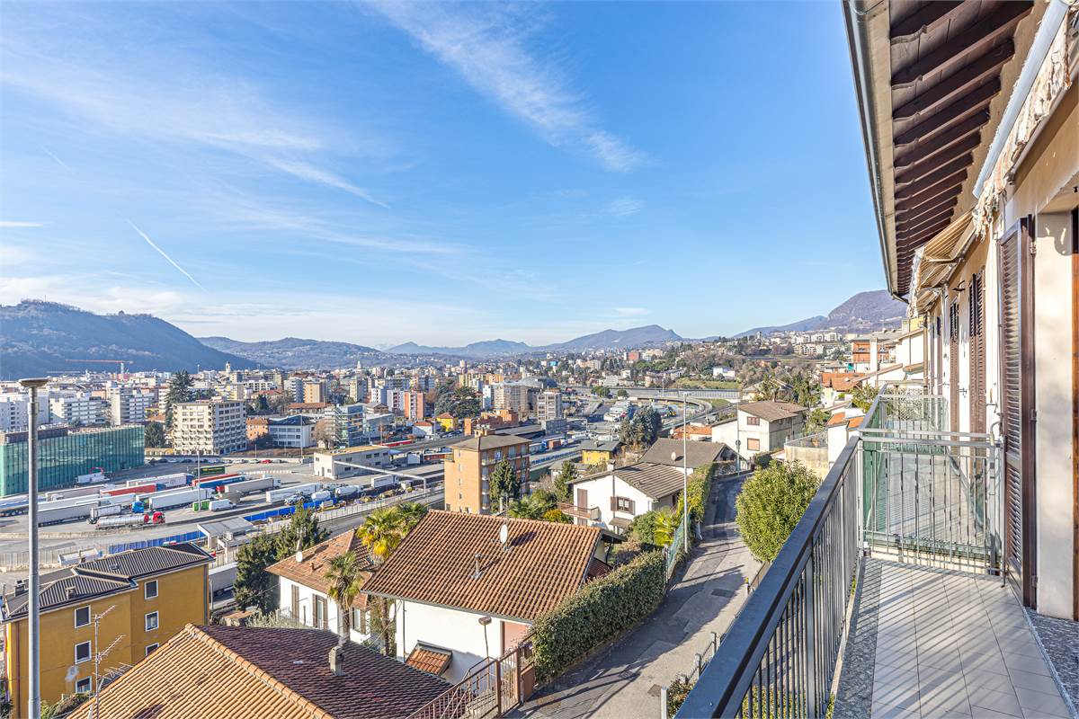 SAGNINO villetta a schiera di testa