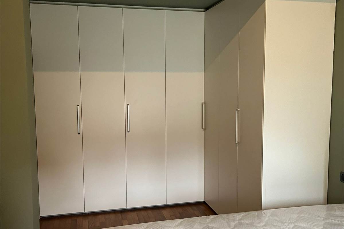 COMO VIA BORGOVICO ampio bilocale con giardino e box