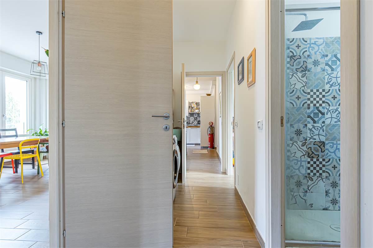 COMO REBBIO ampio quadrilocale con box