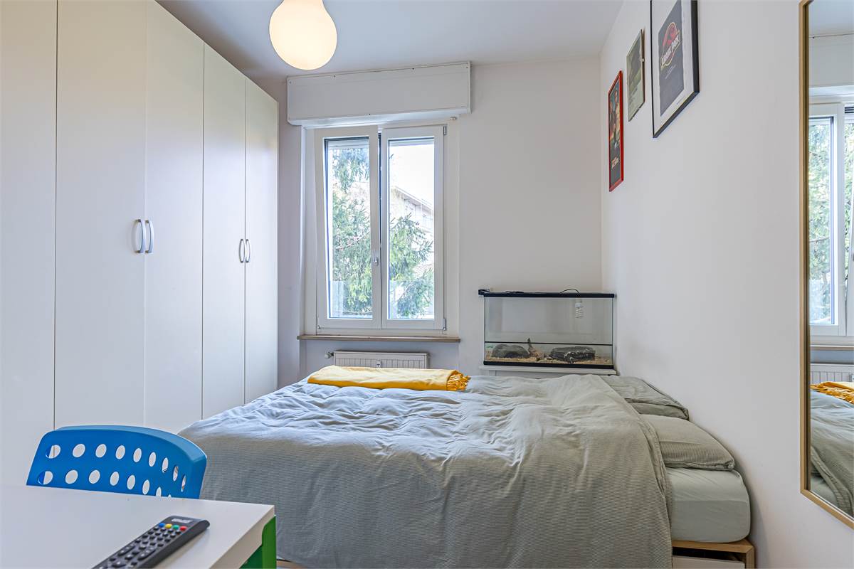 COMO REBBIO ampio quadrilocale con box