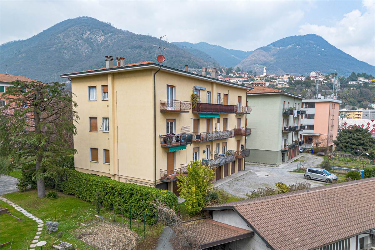 COMO TAVERNOLA trilocale con box in vendita