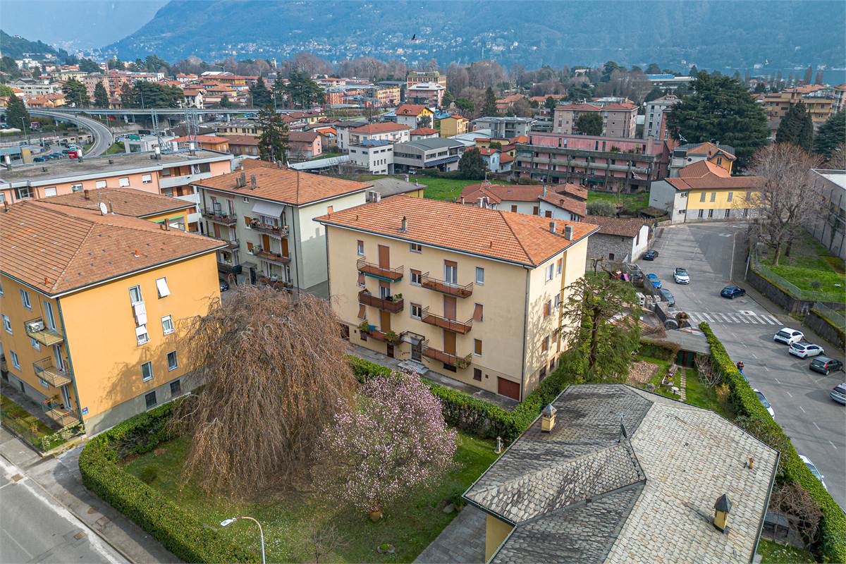 COMO TAVERNOLA trilocale con box in vendita