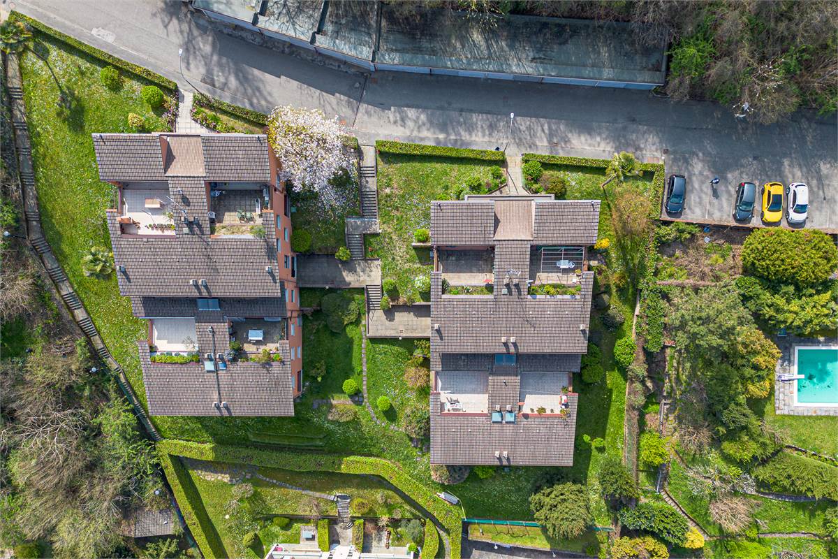 COMO TAVERNOLA trilocale ristrutturato con box