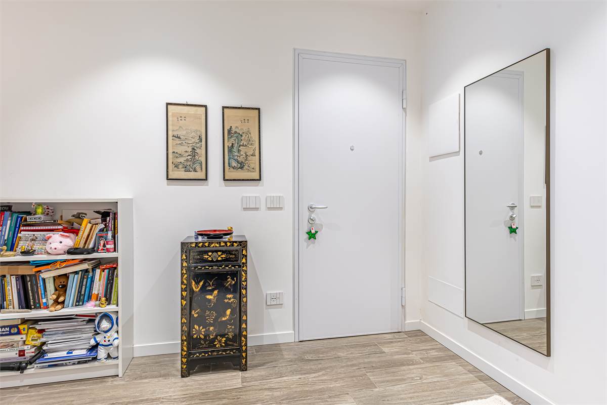 COMO TAVERNOLA trilocale ristrutturato con box