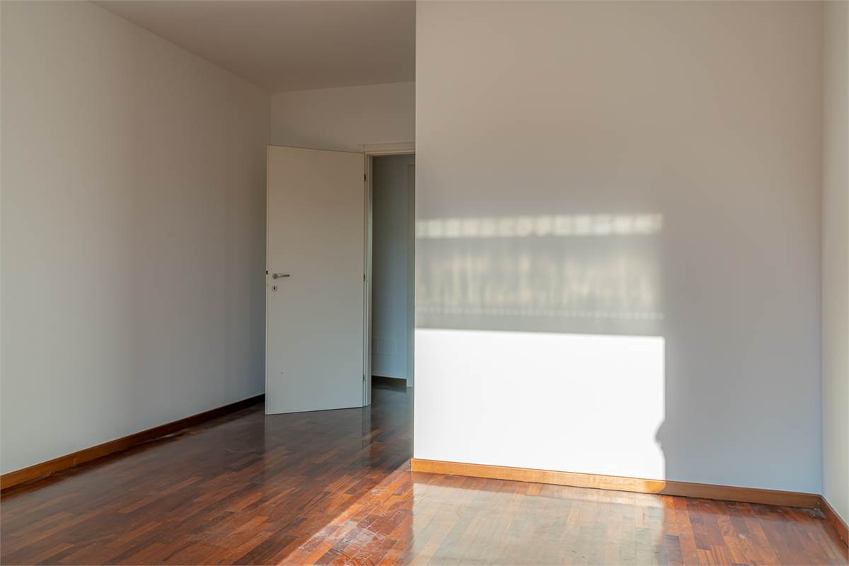 COMO BORGOVICO quattrolocali in affitto