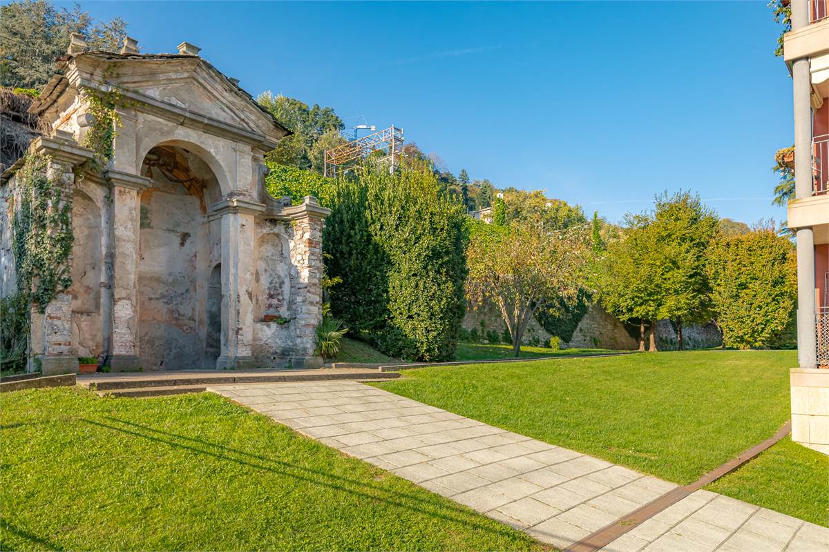 COMO BORGOVICO quattrolocali in affitto