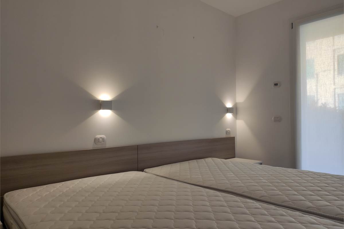 CERNOBBIO bilocale in affitto con giardino