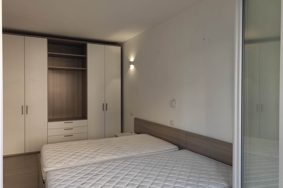 CERNOBBIO bilocale in affitto con giardino