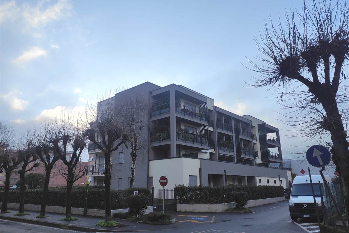 CERNOBBIO BILOCALE IN AFFITTO 