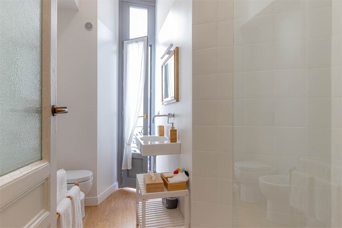 COMO CENTRO STORICO bilocale in affitto