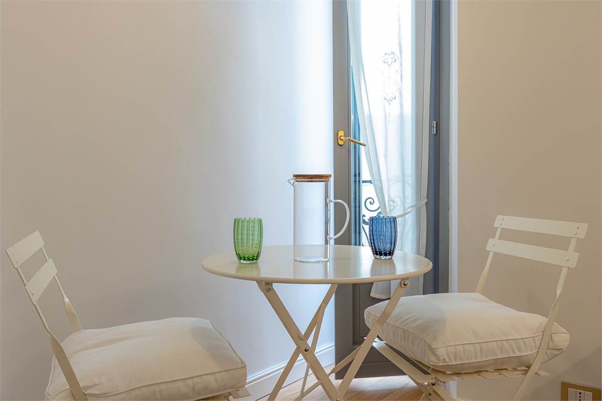 COMO CENTRO STORICO bilocale in affitto