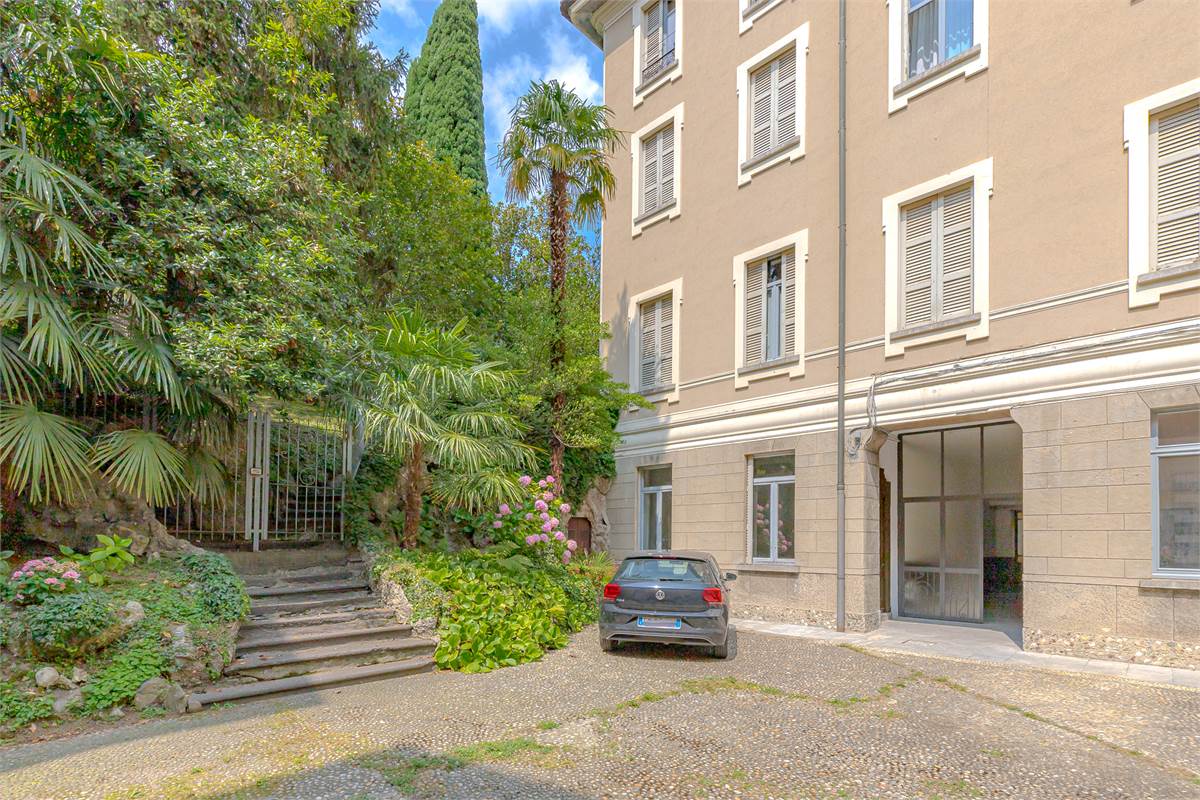 COMO CENTRO STORICO bilocale in affitto