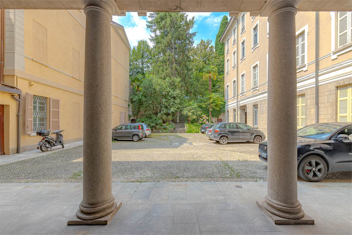 COMO CENTRO STORICO bilocale in affitto