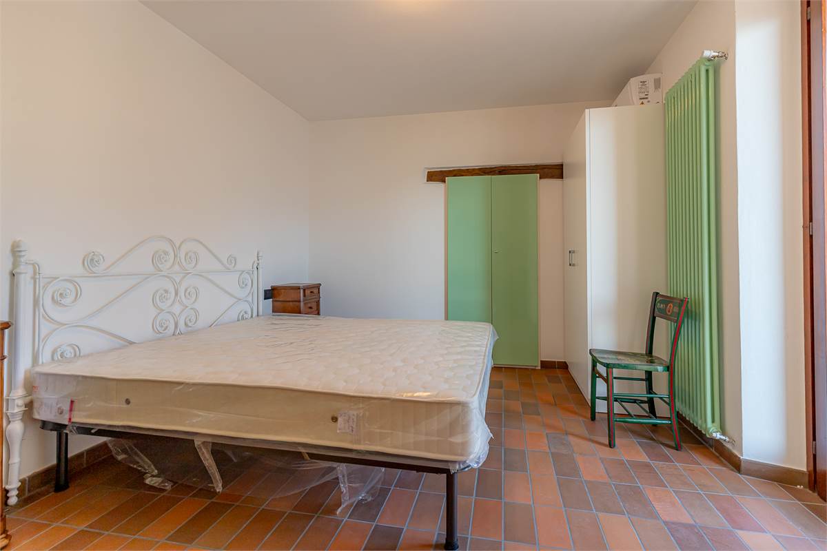 MOLTRASIO bilocale vista lago con terrazzo e box