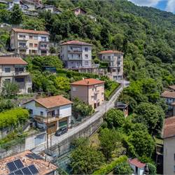 COMO casa indipendente in vendita