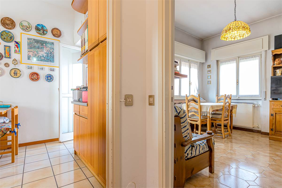 COMO casa indipendente in vendita