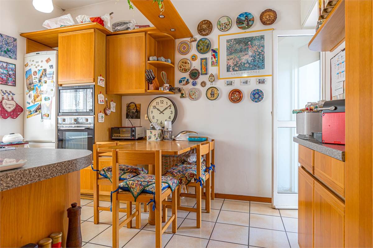COMO casa indipendente in vendita