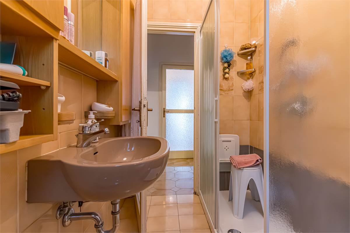 COMO casa indipendente in vendita
