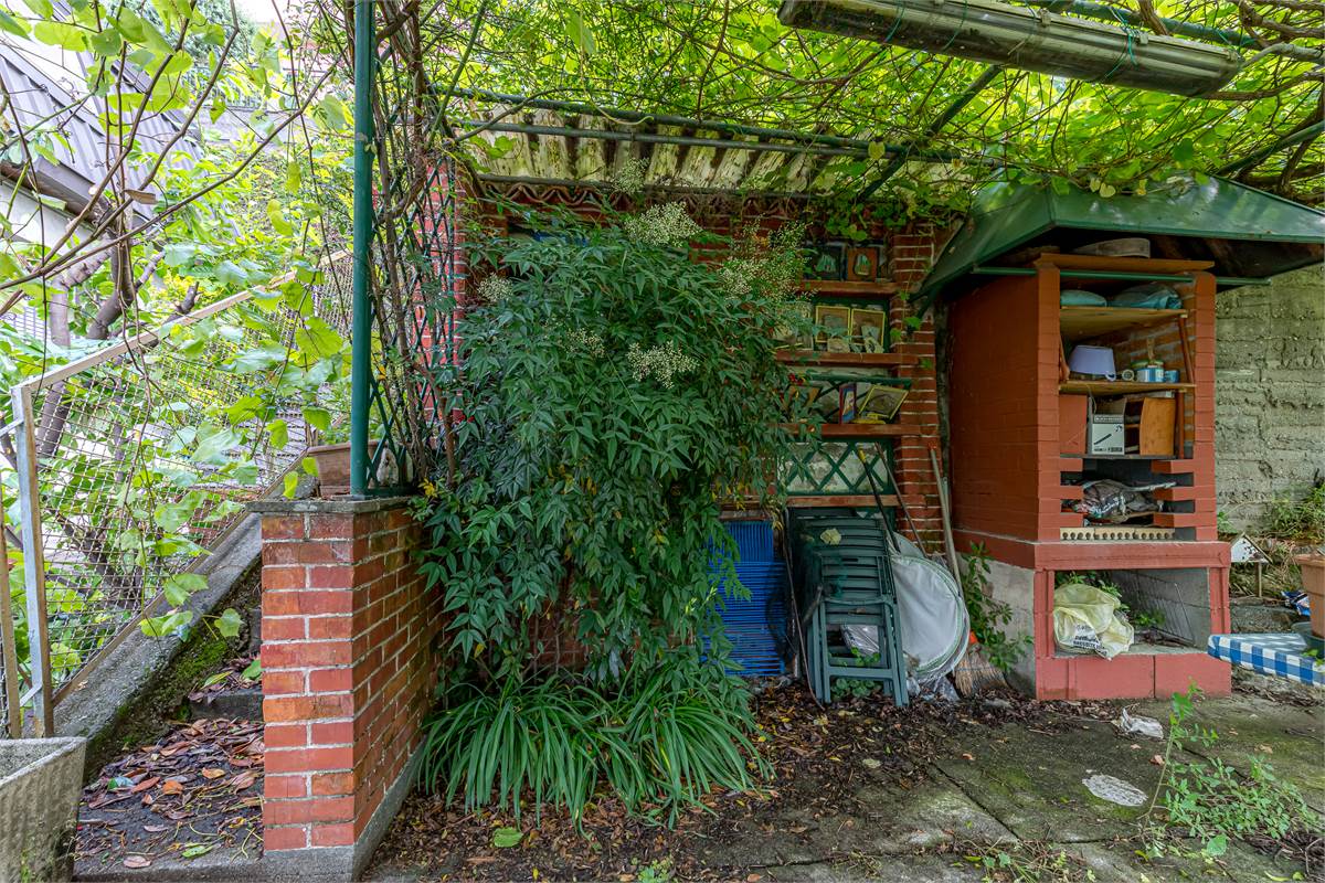 COMO casa indipendente in vendita