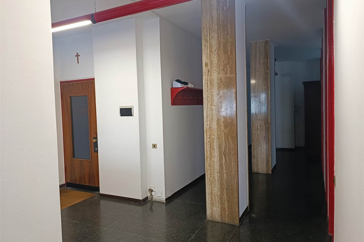 COMO BORGHI ufficio in vendita