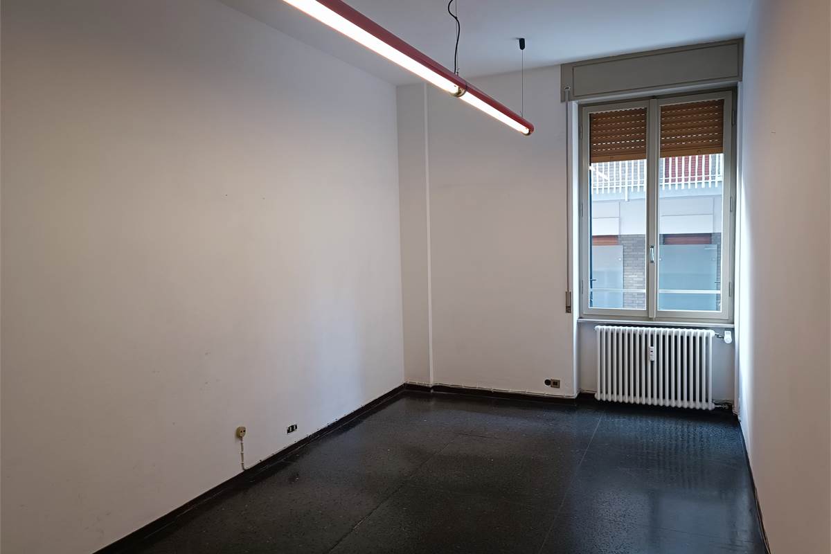 COMO BORGHI ufficio in vendita